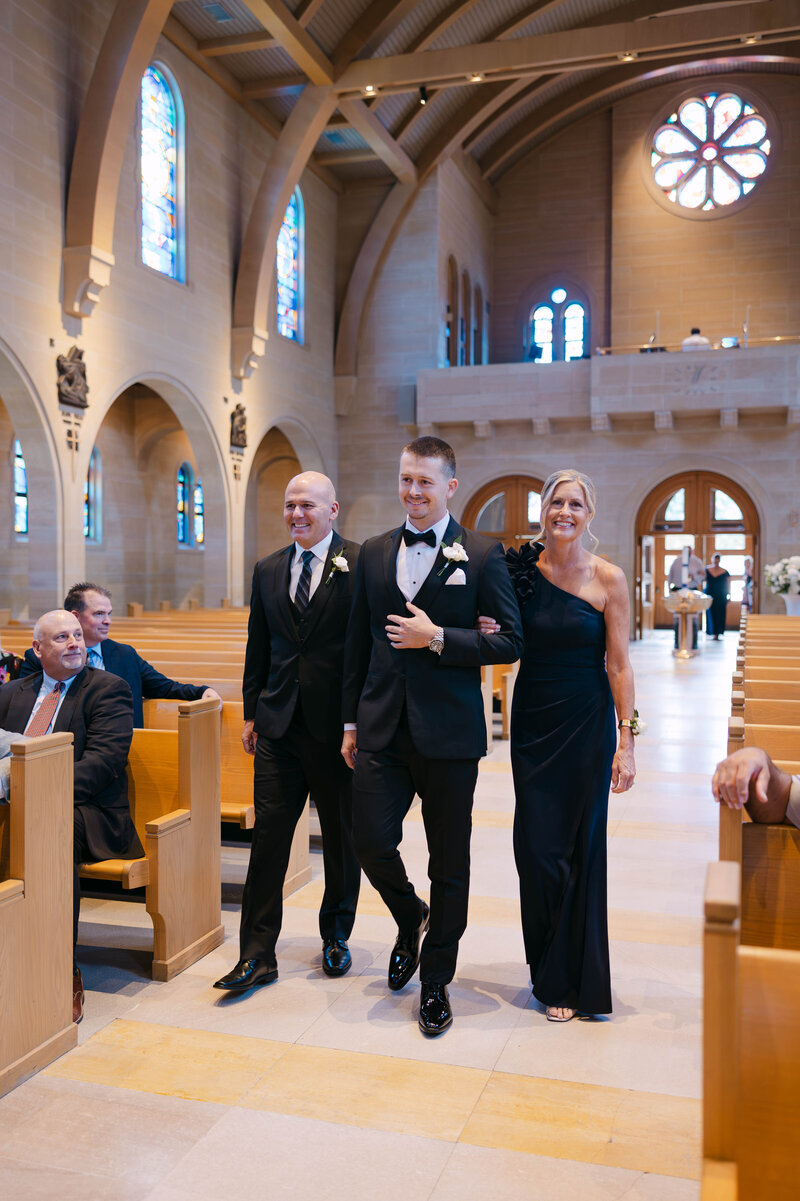 11-Mariah Kasten Photo - Detroit Wedding - Olivia and Andrew