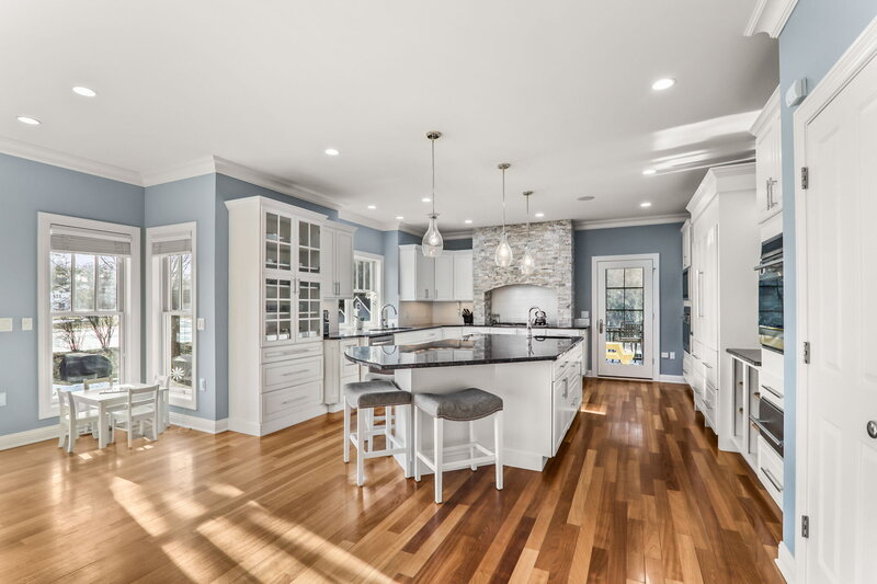 22-web-or-mls-910-winding-way