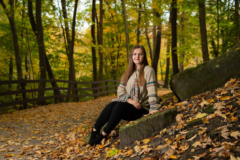 OlmsteadFallsSeniorPhotosDavidFortierRiverParkPositivelyPortraits13