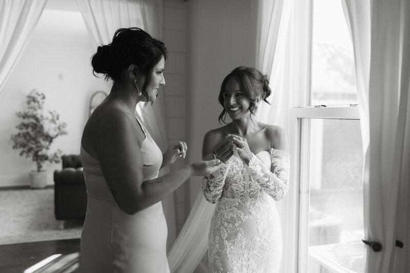 mustard seed gardens indy indianapolis noblesville indiana wedding photographer bellagio florals something blue stylists-25