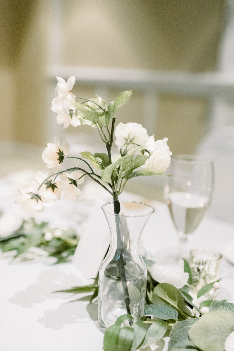 sarah-elizabeth-studio-ohio-wedding-photographer-nick-sydney-reception-180