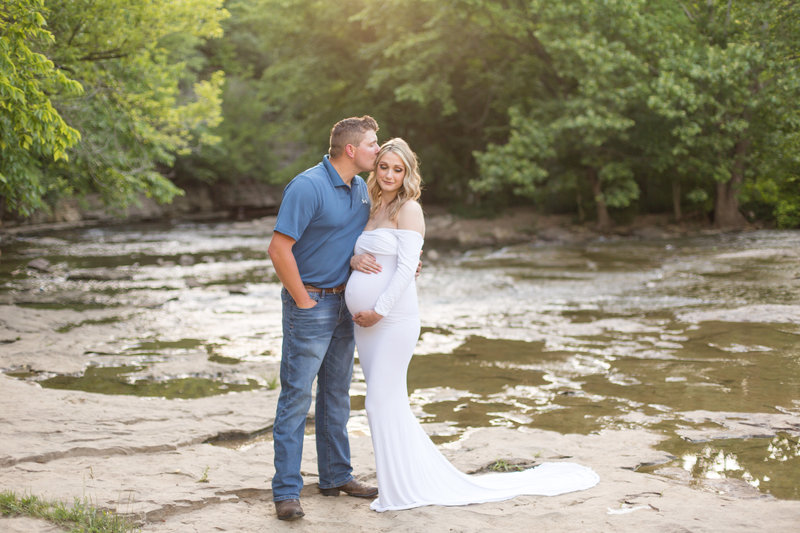 Landon + Janie Maternity-23