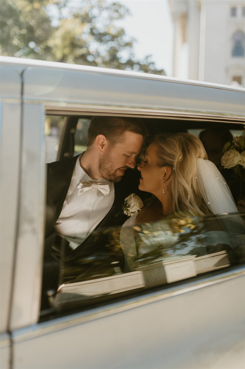 madison-club-wedding-florist-atmospheric-floral