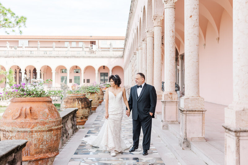bride and groom kissing at Powel Crosley Estate