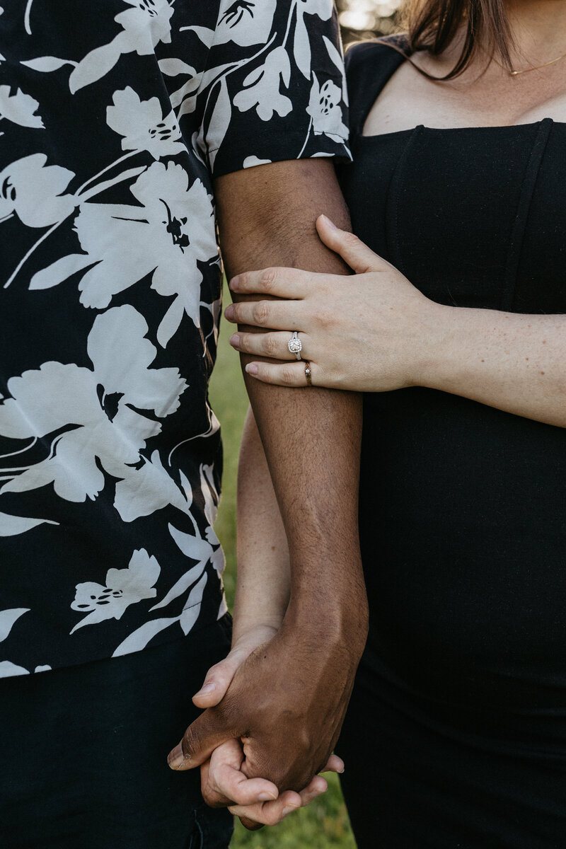 MichaelaHPhotographyCouplePortlandOregonVancouverWashington-40