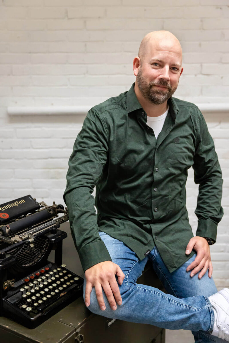 Studio Paoline Kruijssen - portfolio zakelijke personal branding fotografie - Roland NIelen Consultancy - 27