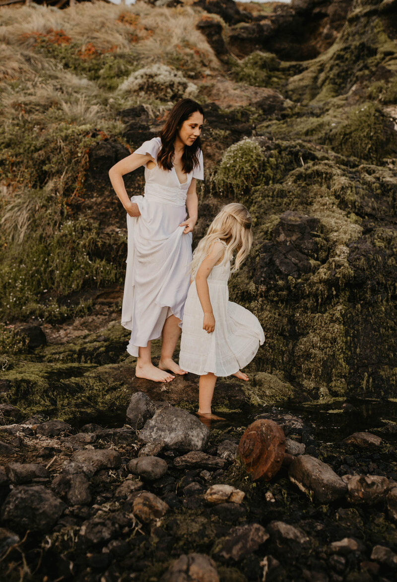 Airlie mother:daughter 70