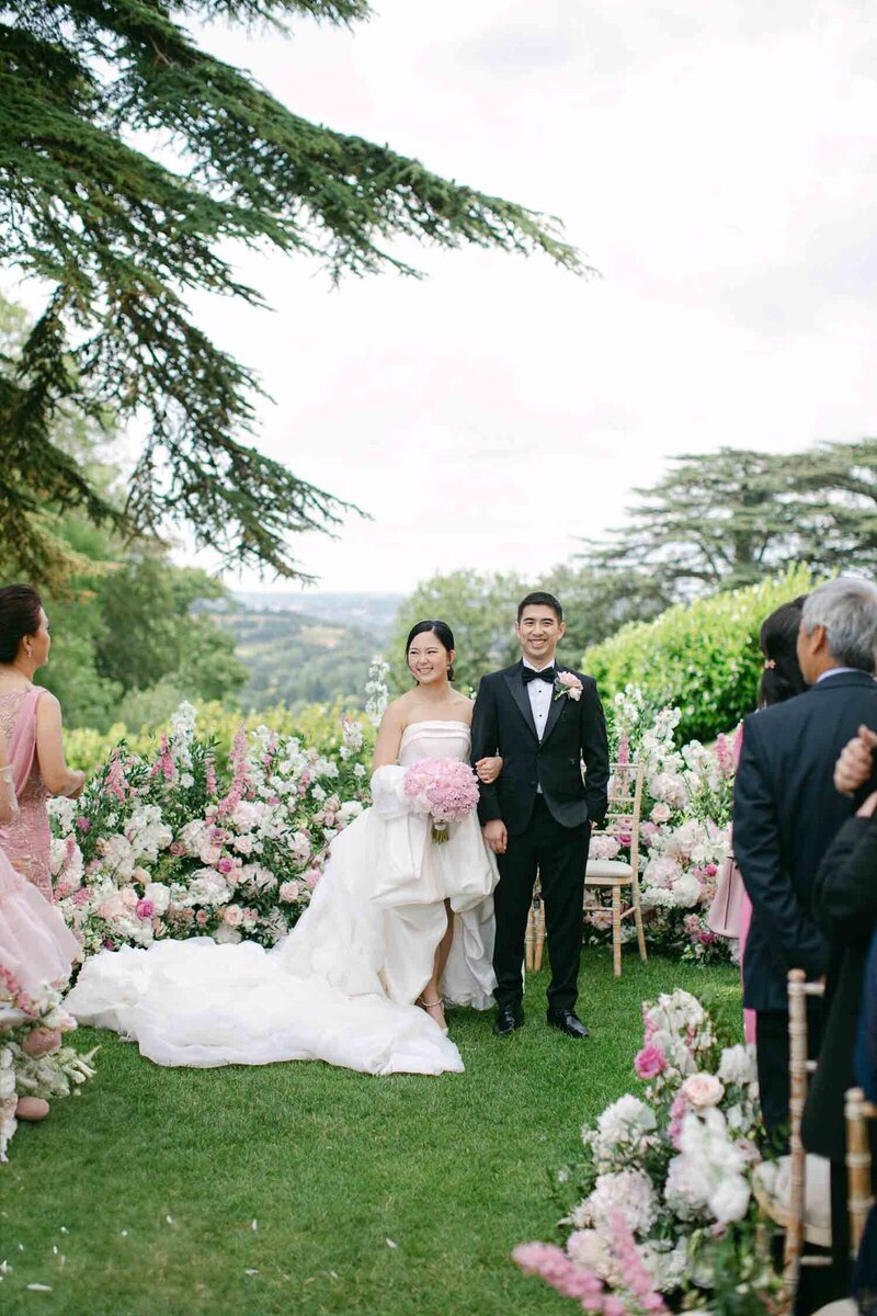 hedsor-house-wedding-lavish-garden-ceremony-aurelia-allen-46