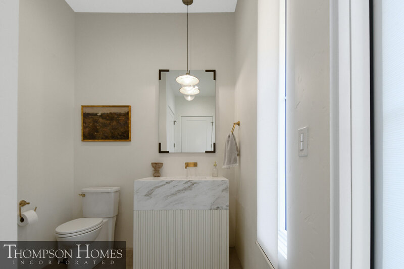 Thompson-Homes-Chateau-Moderne-Meridian-Custom-Home-Builder-36