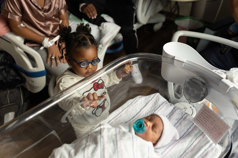 Fresh-48-hospital-newborn_Sayre-Briele-Photography-LLC_Bria-Ford-12