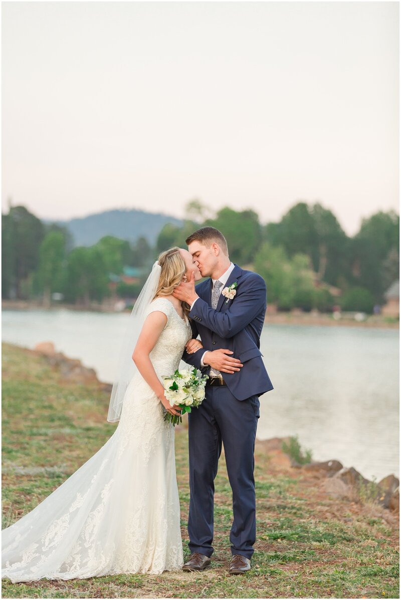 Pinetop-Arizona-Wedding-Megan-and-Tristan_0001