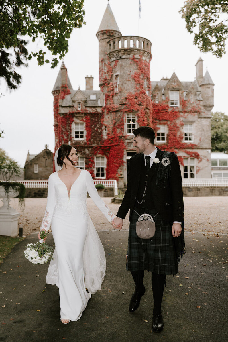 Nicola-Campbell-Timeless-Wedding-Photographer-Scotland-Carlowrie-Castle-Natalie&Scott-81