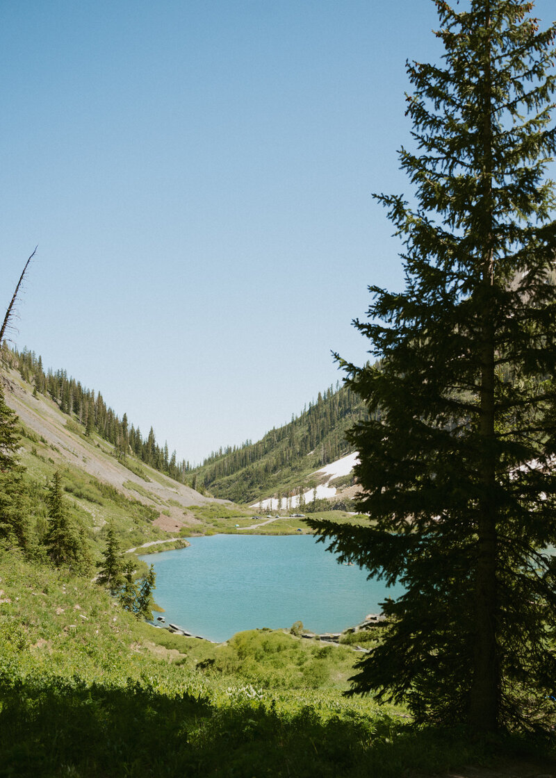Colorado-based elopement and micro-wedding photographer 14