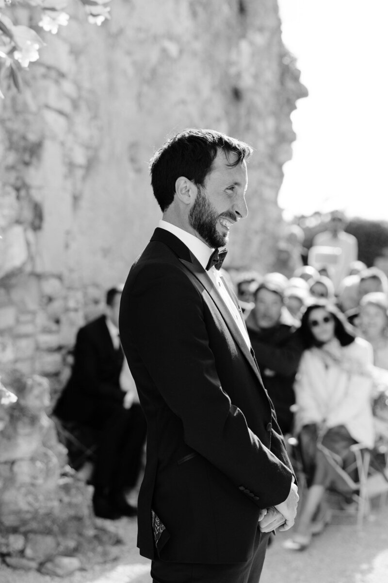 French wedding photographer Domaine de Sarson Grignan-048