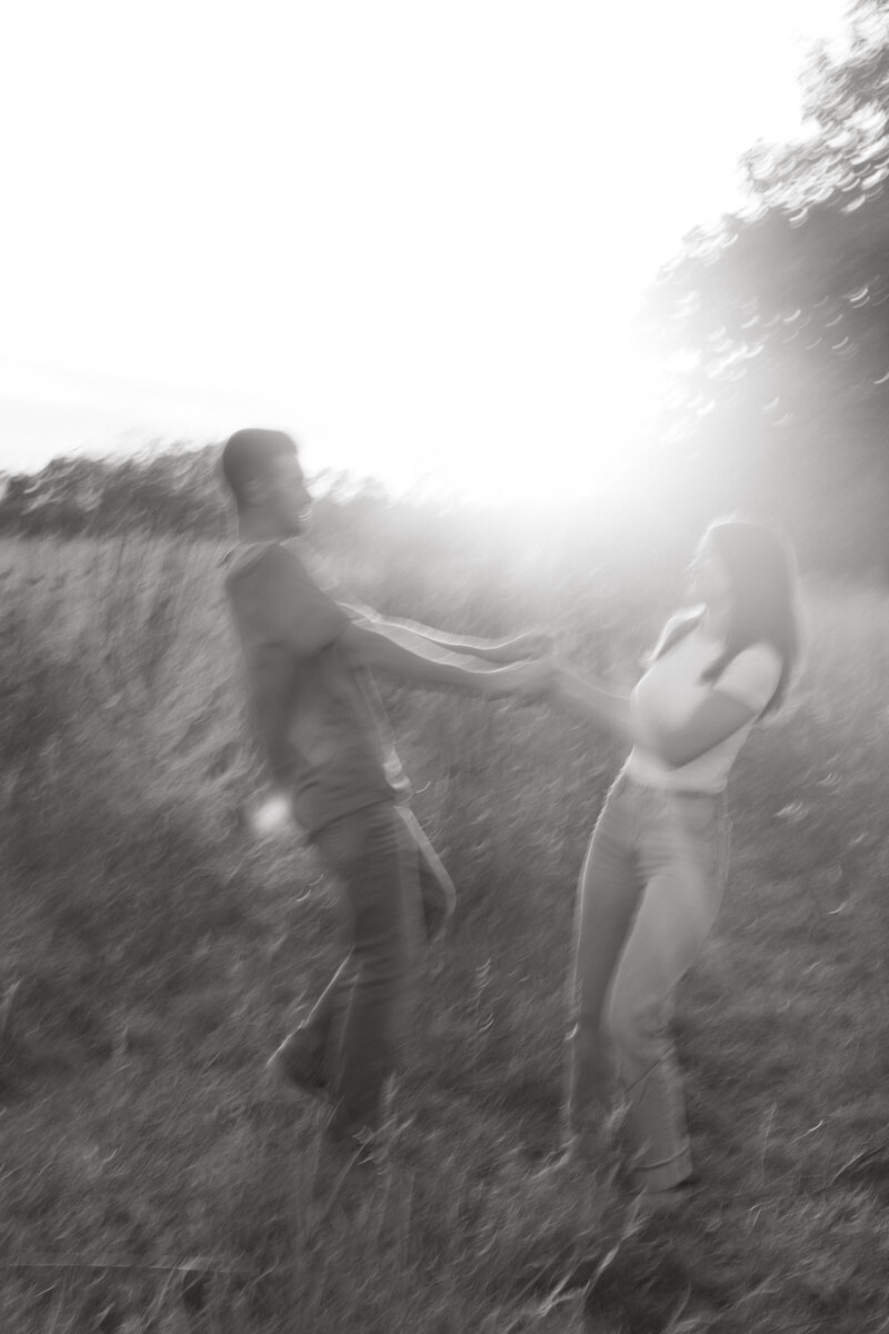 Jessica Frigge Photography is a couples photographer in Milwaukee, Wisconsin