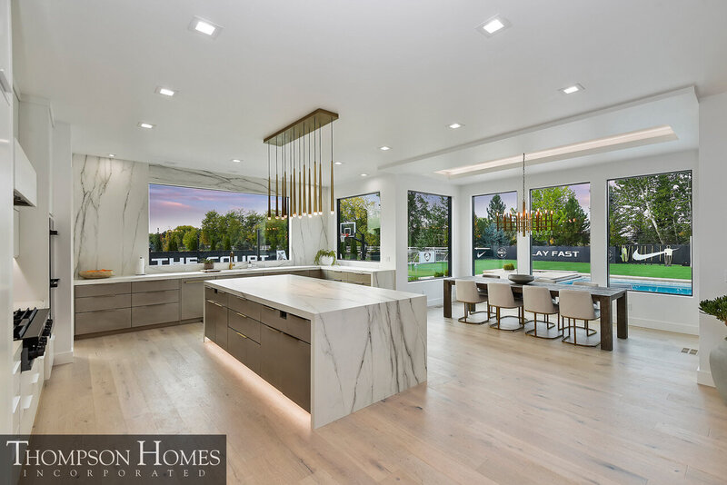 Luxury kitchen design by Eagle Idaho luxury custom home builder and interior designer Thompson Homes