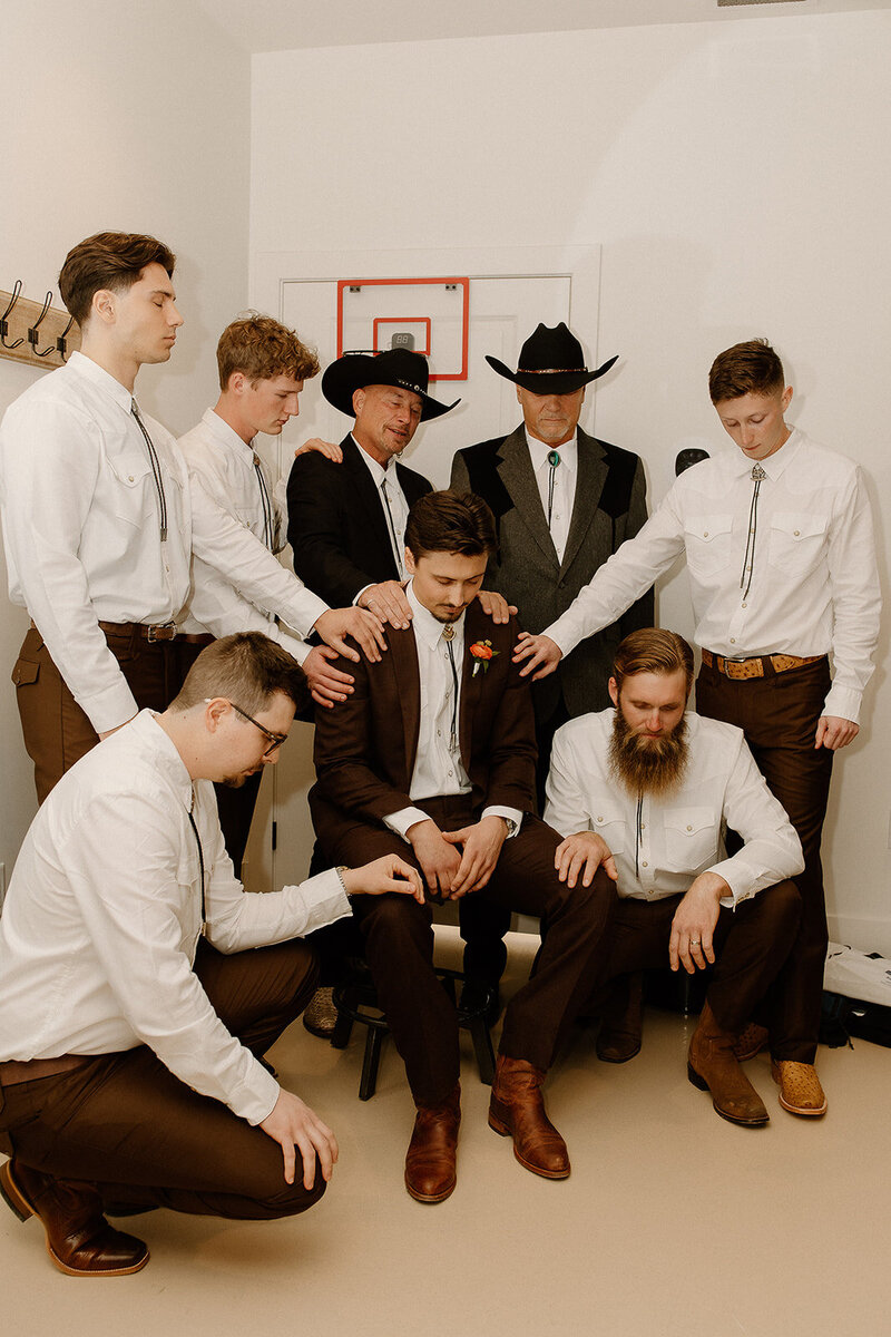 jami-oliver-wedding-preview-taylorraephotofilm-65