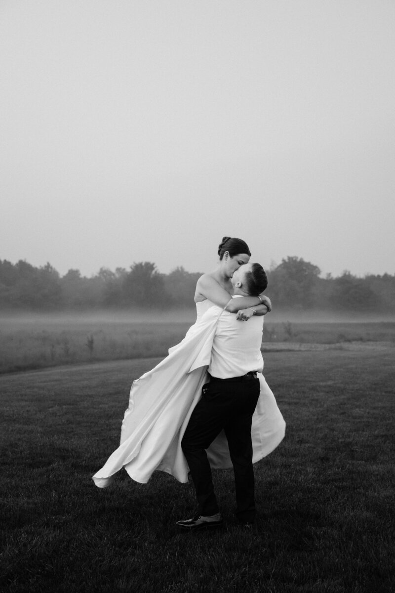AnnaSoloweddingabbypatrickportrait-1
