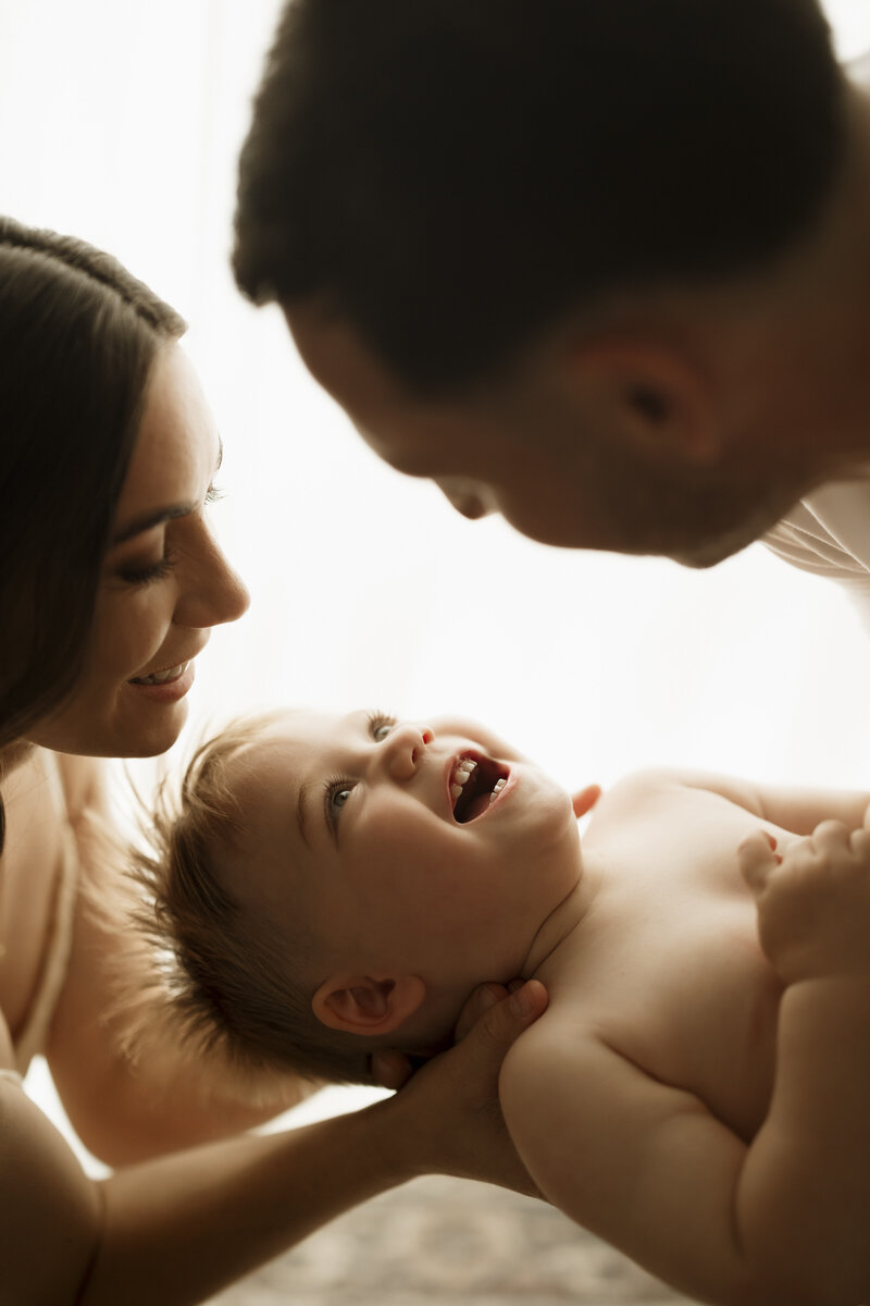perth-motherhood-mini-session-studio.jpg