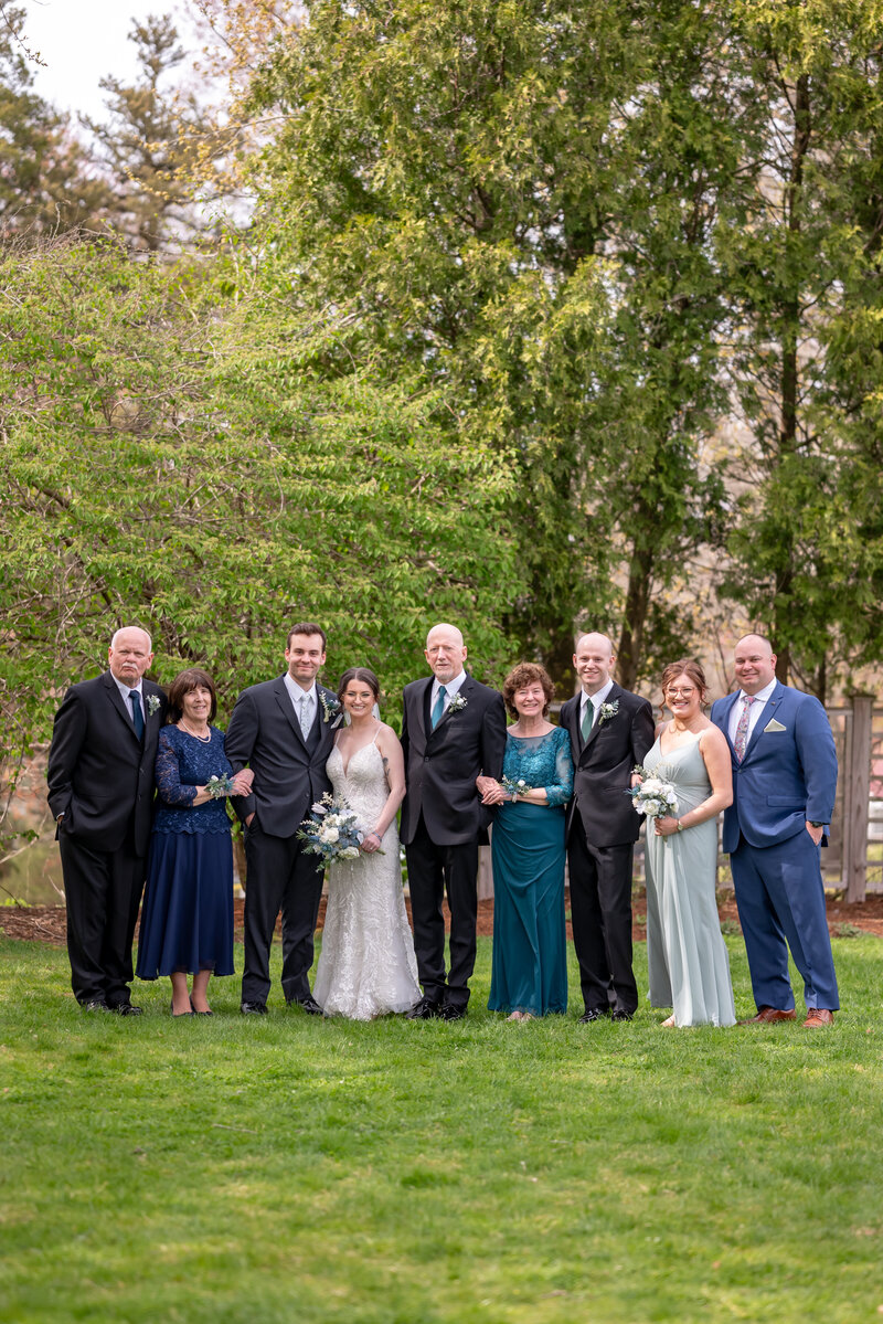 Elizabeth-Kevin_WeddingPreviews_17