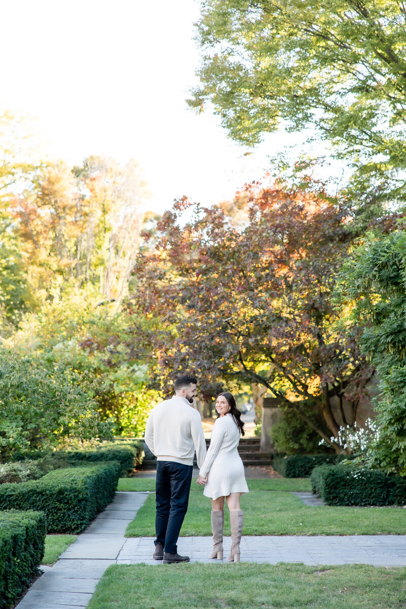 kelsee-risler-photography-new-york-engagement-photographer-george-eastman-museum-martine-kocktails-alyssa-mason-engagement-55