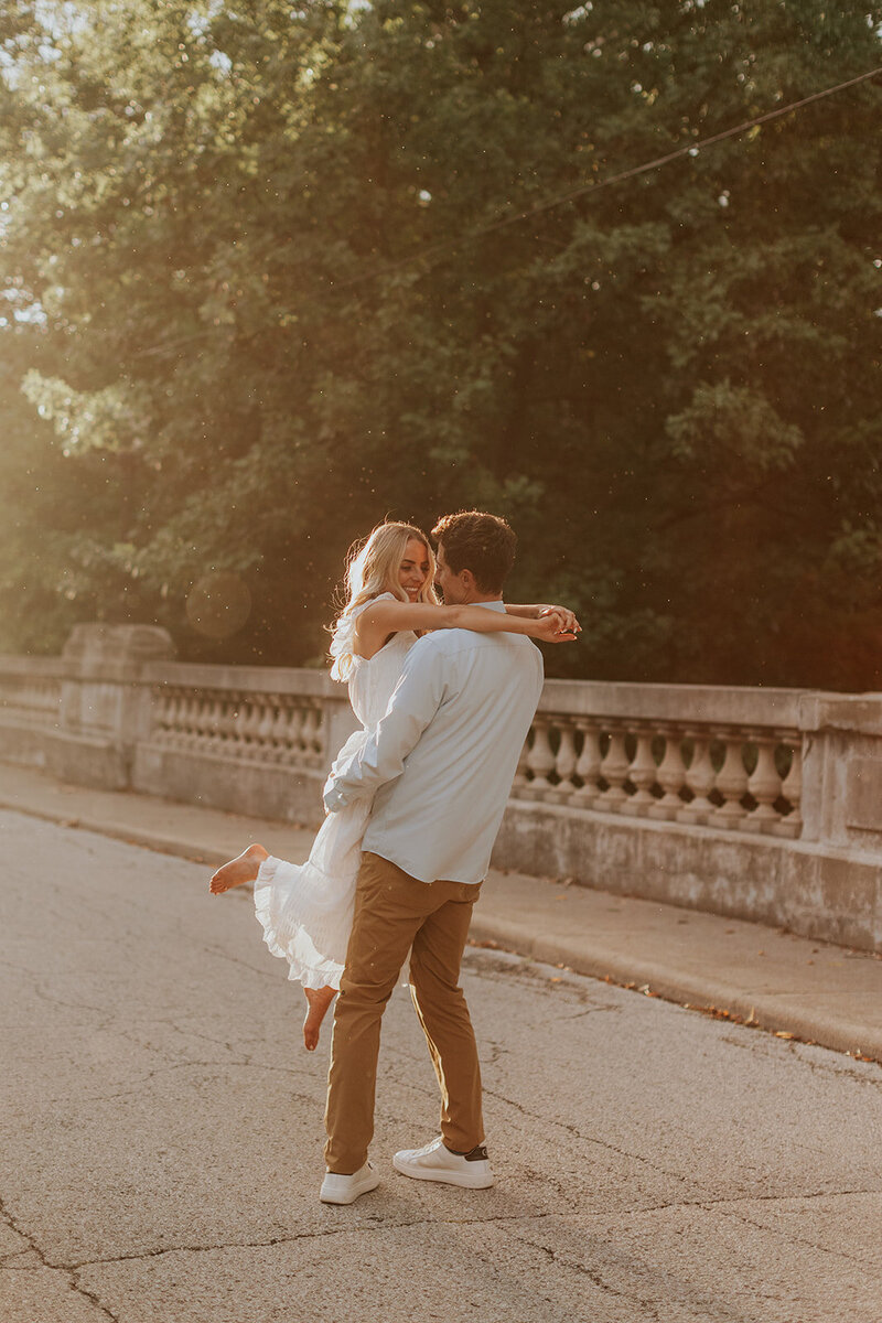 Indianapolis & North Indy wedding couple embrace