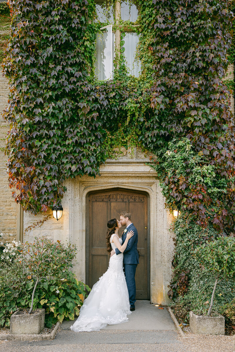 Hyde-House-Wedding-Photographer-Cotswolds-68