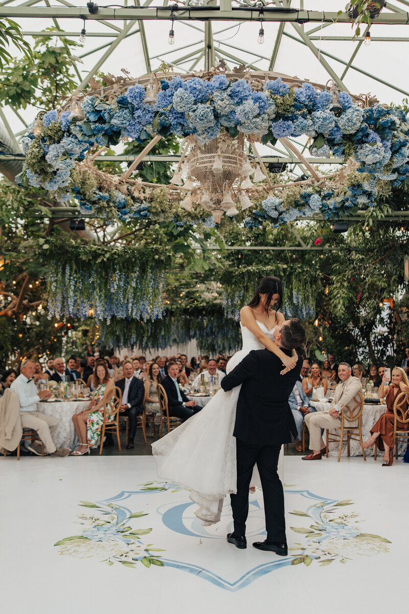 la-caille-wedding-nicoleastonphoto-2