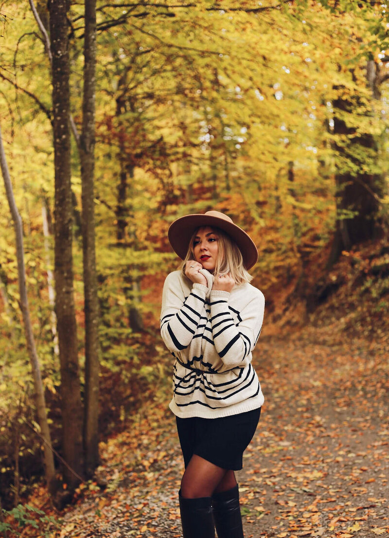 Outdoorportrait für Businessauftritt mit Naturhintergrund

