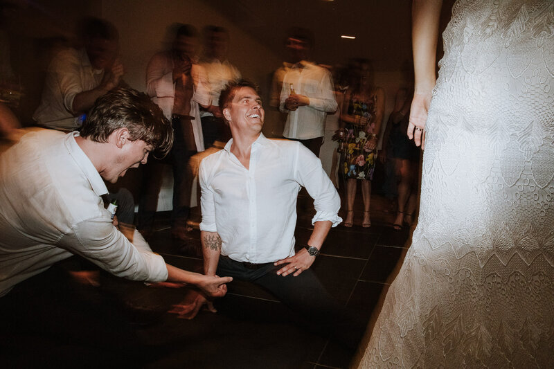 waterfront-wedding-the-spit-mossman-120
