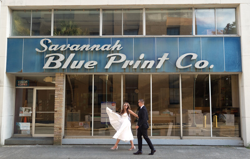 Alabama Wedding Photography that focuses on documentary and editorial photographs while staying true to color.