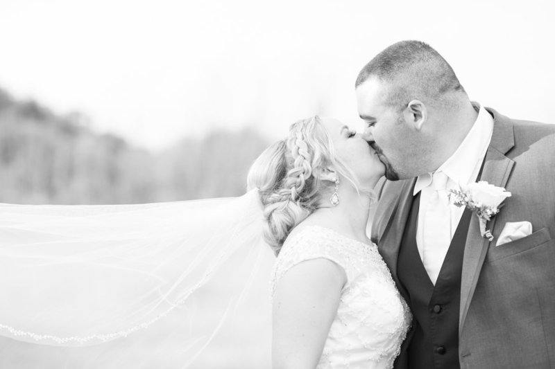 Classic-spring-St- Francis-church-tornto-ohio-wedding-19