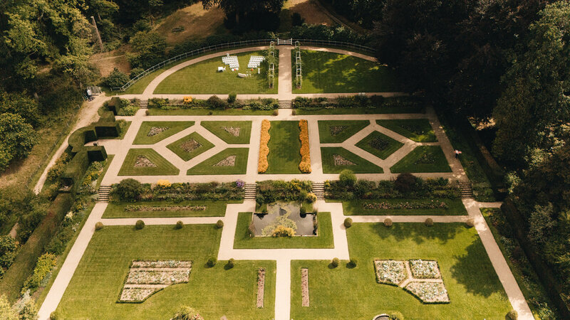 Wedding styling oranjerie Elswout