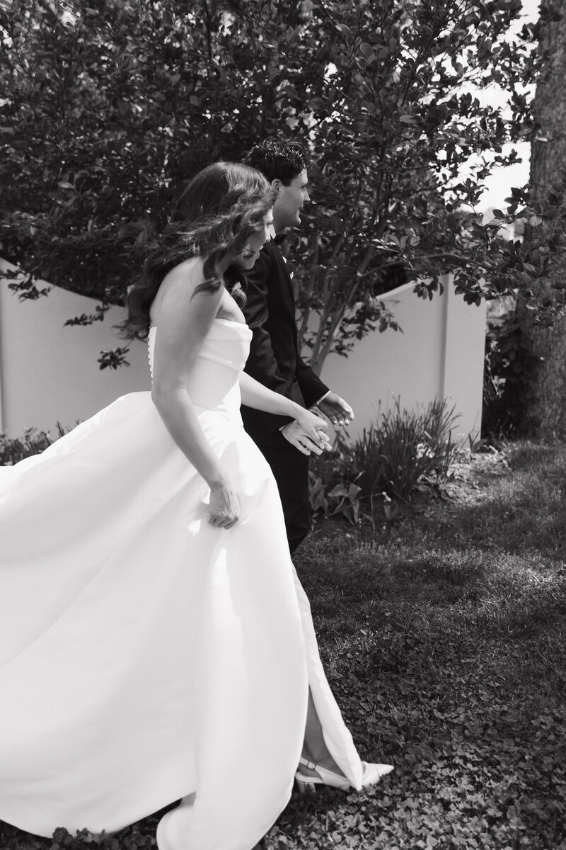 Debbie Elisa Photography - Virginia Wedding PHotographer - Morais Vineyard (7 of 16)