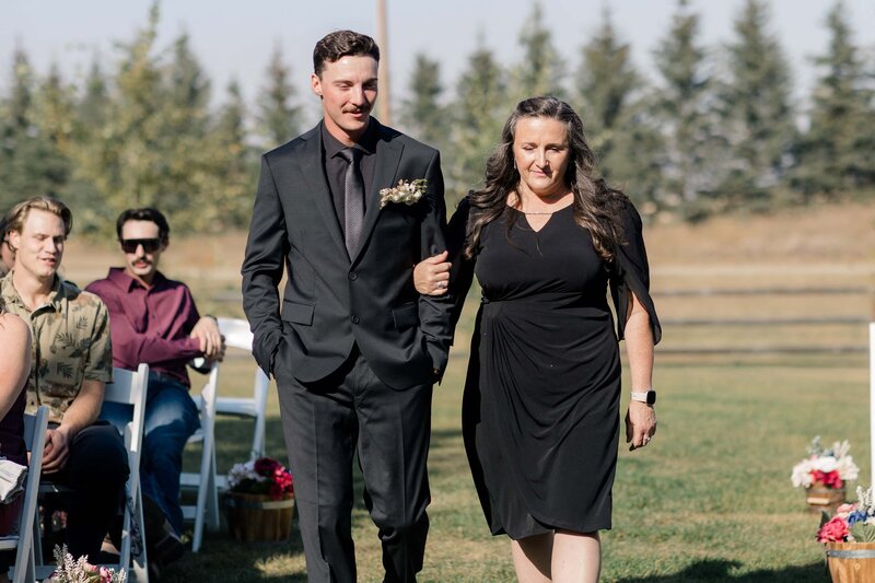 Edmonton Wedding Photos - Pine and Pond Wedding Venue (105)