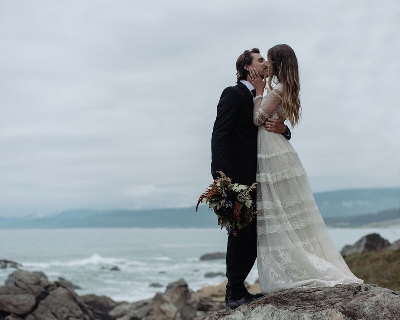 PNW Elopement Photographer