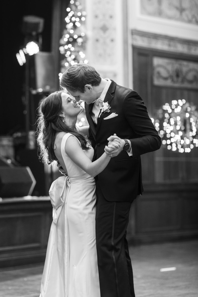 wisconsin-club-wedding-the-paper-elephant-068