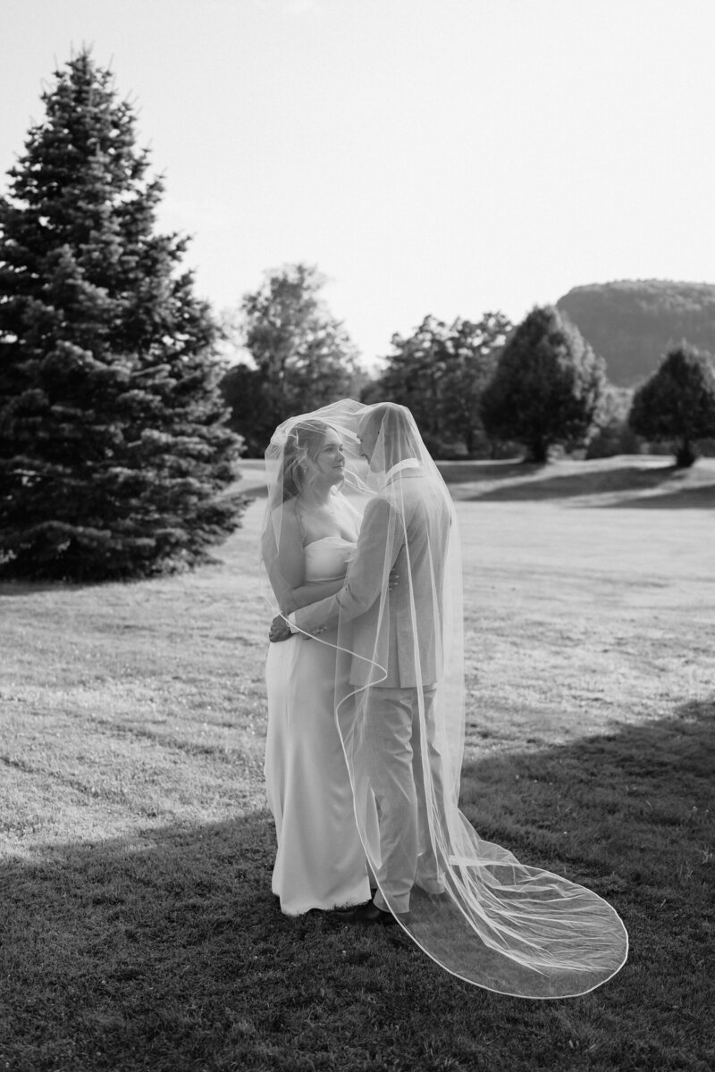 the-wenthworth-inn-wedding-jackson-nh-carlystorro-5