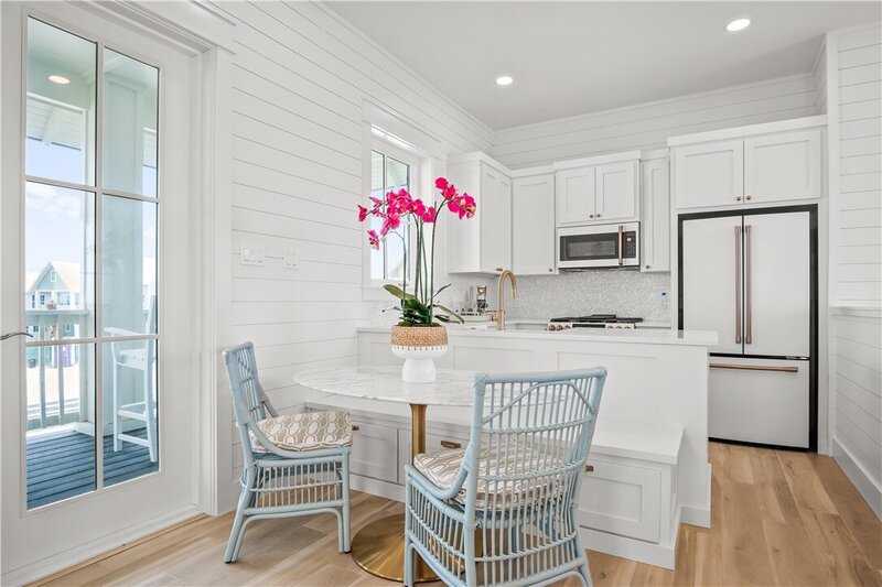 113 Tailwind A- Dining Kitchen
