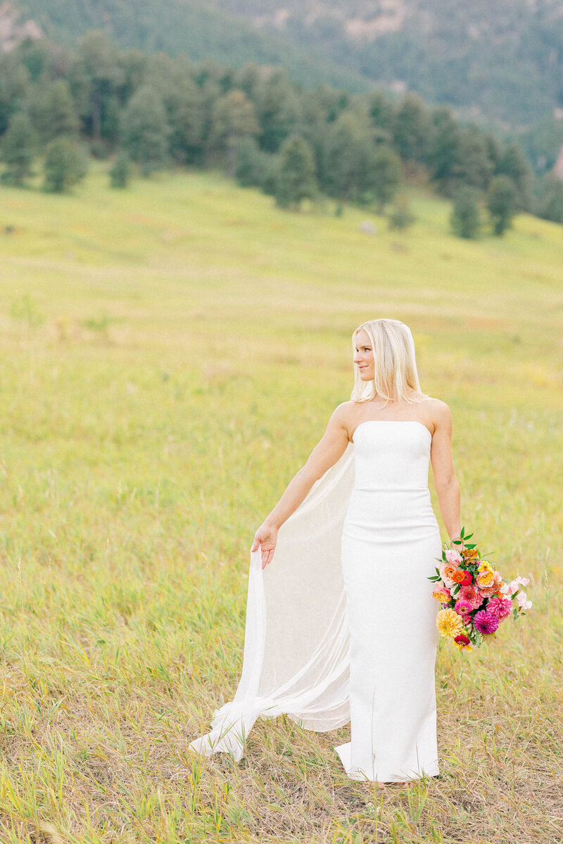 Light-and-airy-Colorado-Wedding-Photographer-32