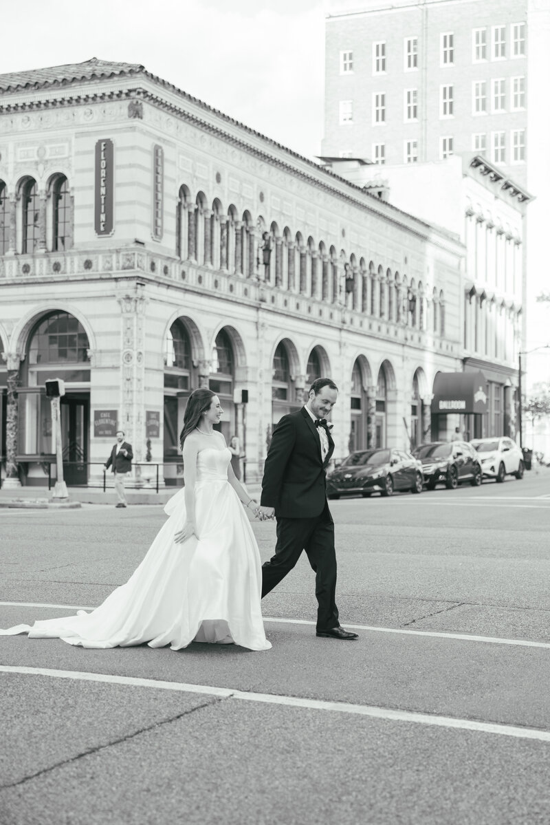 The Florentine & Reid Chapel | Lauren Elliott Photography | Melissa & Zach-306