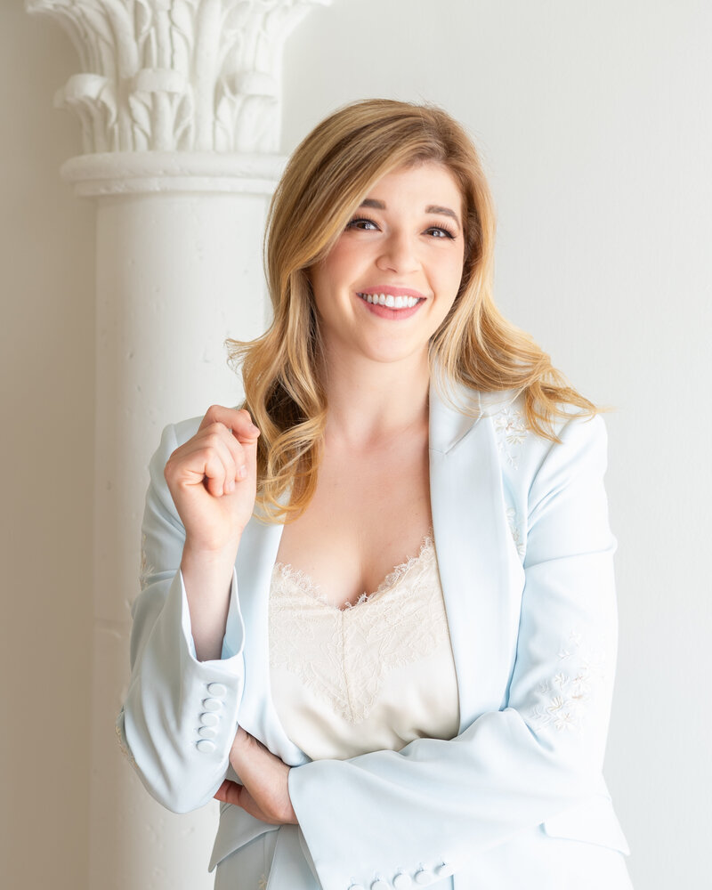 Professional Portrait of Alexis Meruelo, Latina Businesswoman