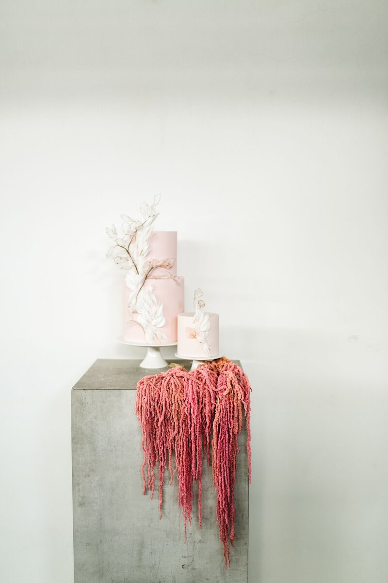 069Singapore Modern Art Gallery Wedding Editorial Photography_MARITHA MAE