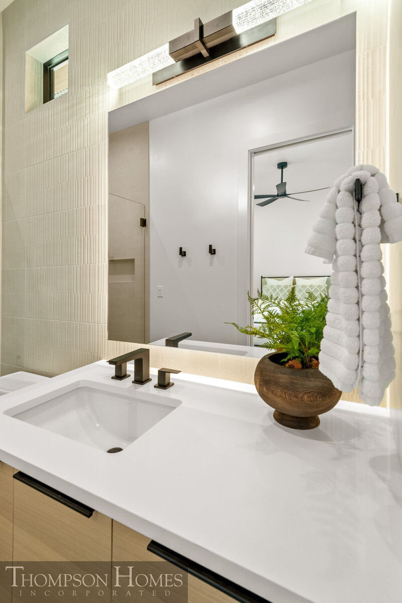 Thompson-Homes-Stillwater-Modern-Prairie-Eagle-Idaho-Custom-Home-Builder-105