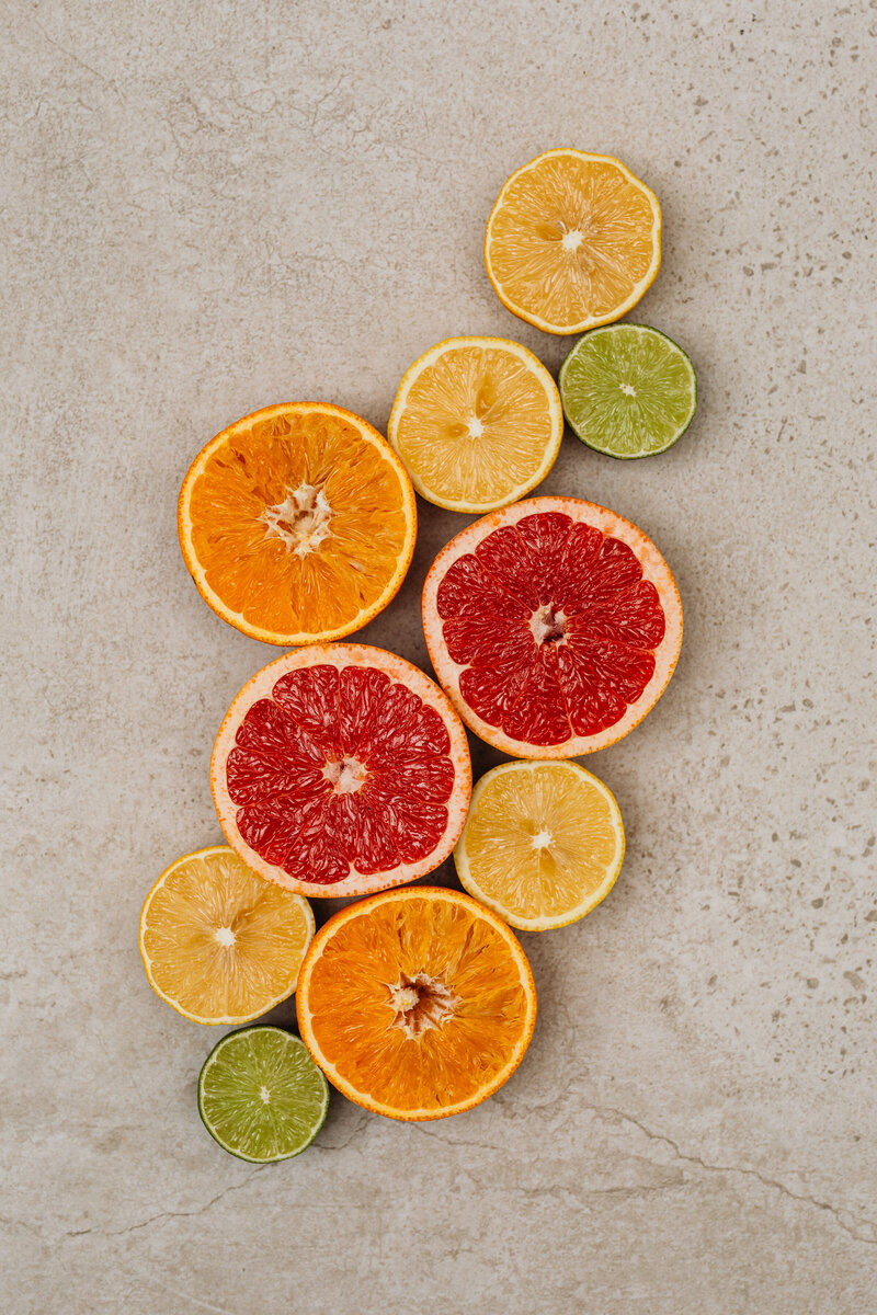 kaboompics_creative-fruit-backgrounds-a-collection-of-vibrant-still-life-scenes-32172