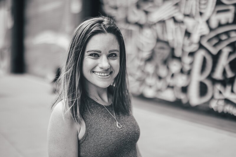 Family and Newborn Photographer, Taylor Jovanovic, in Wheaton, IL