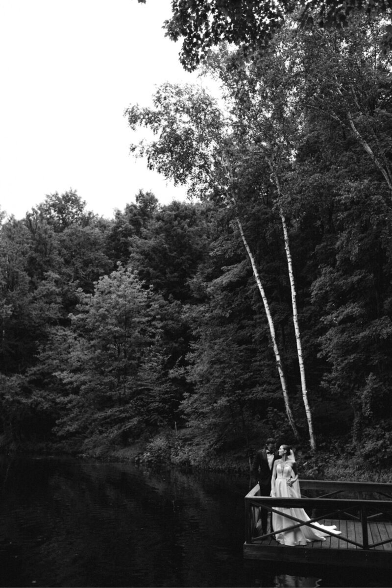 22_Private-Estate-Tent-Wedding-47