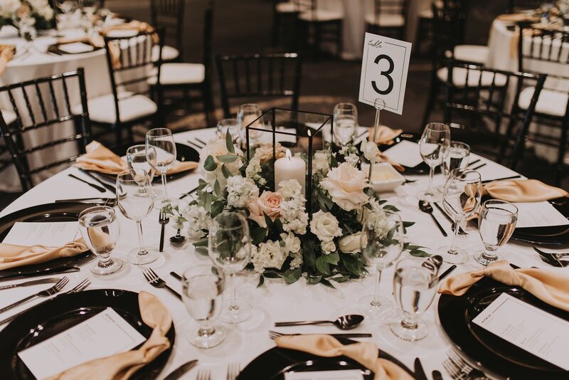 malcolm-hotel-wedding-decor