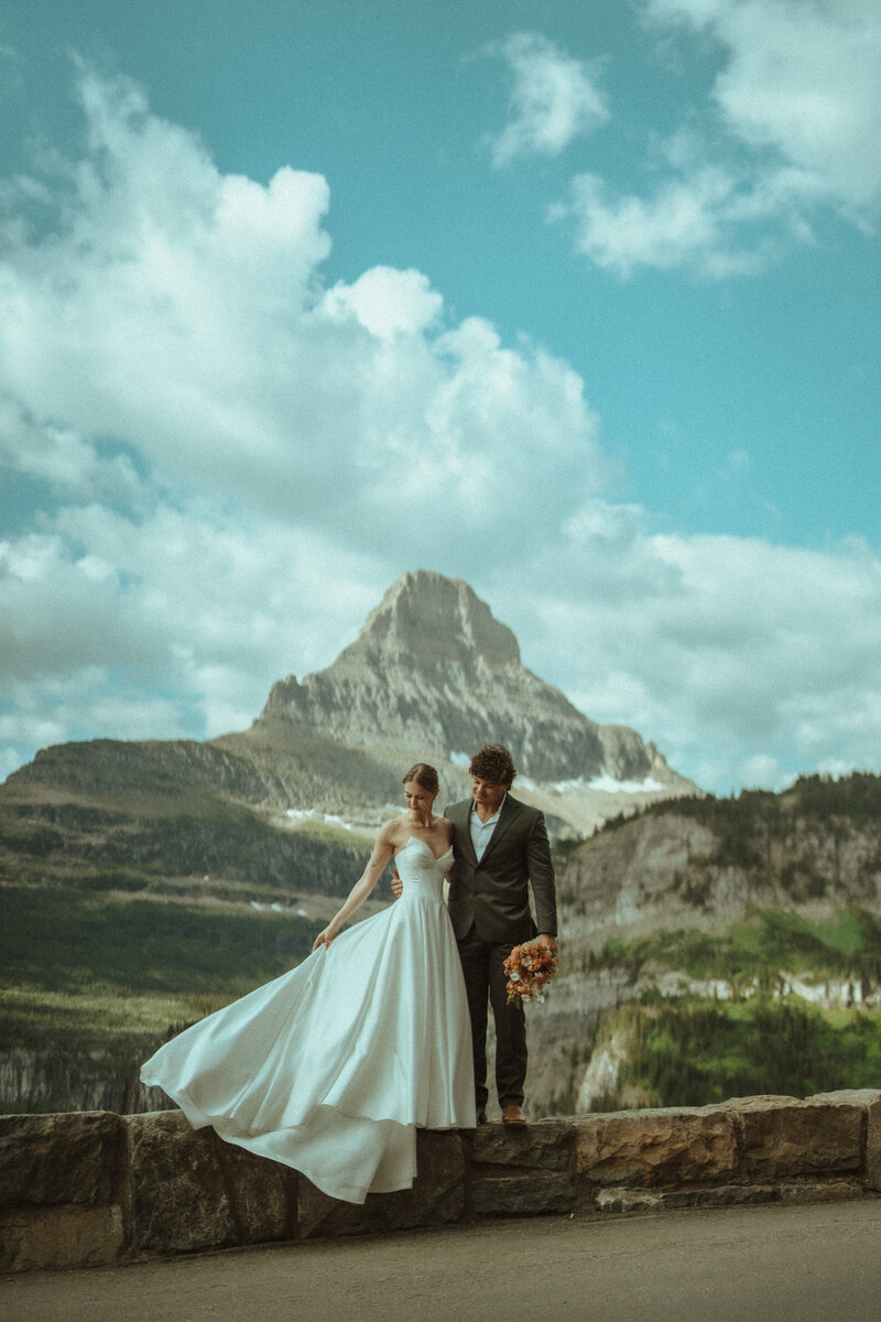 glaciernationalpark, glaciernationalparkelopement, glacierelopement, glaciernationalpark photographer, elopementphotographer,montana engagement photographer, montana couples, yosemite national park elopement-9