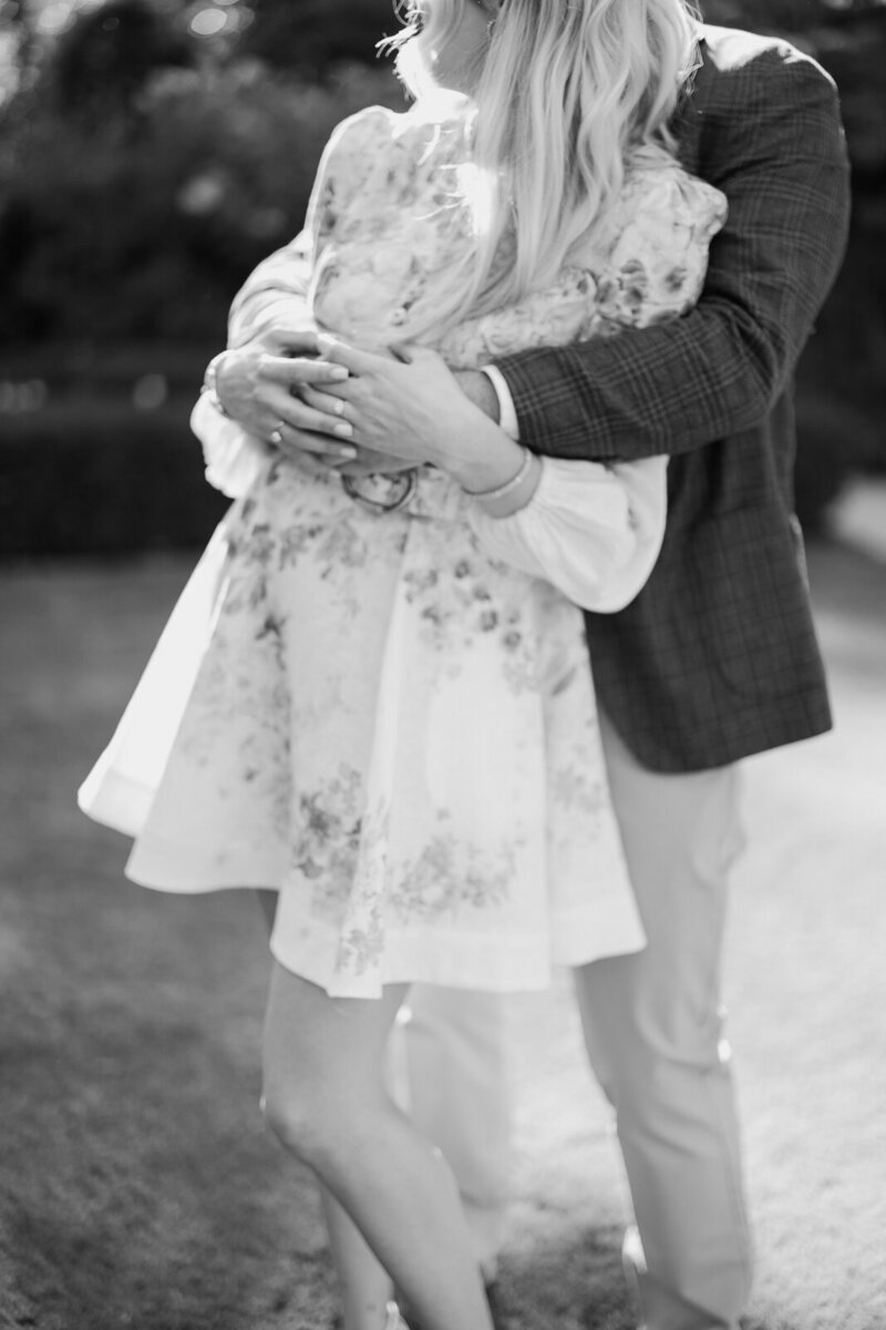 duke-mansion-engagement-session-0013
